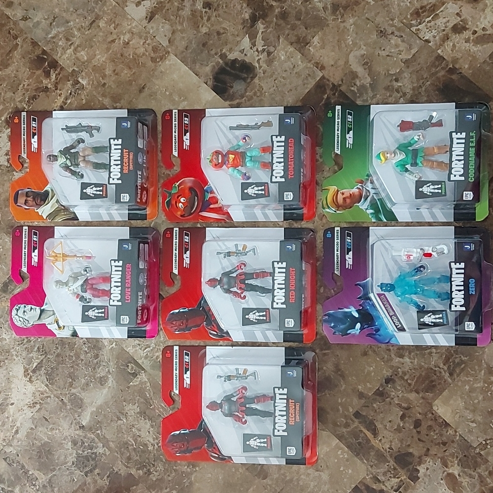 Lot of 7 Fortnite figures, New